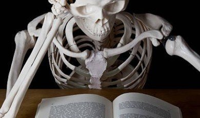 Lecanemab: Why a new Alzheimer's drug has drawn praise and some concern